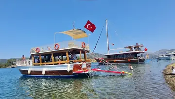 12 Islands Blue Cruise