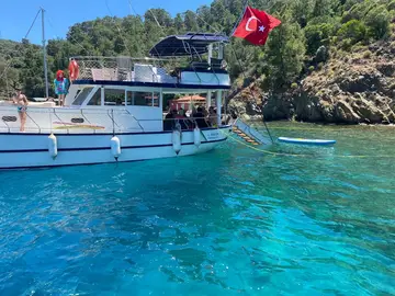 12 Islands Sailing Cruise